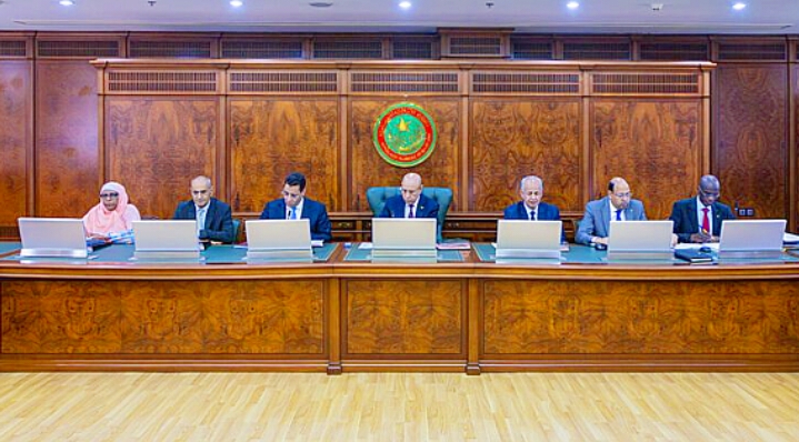 اجتمع مجلس الوزراء اليوم الأرب ...